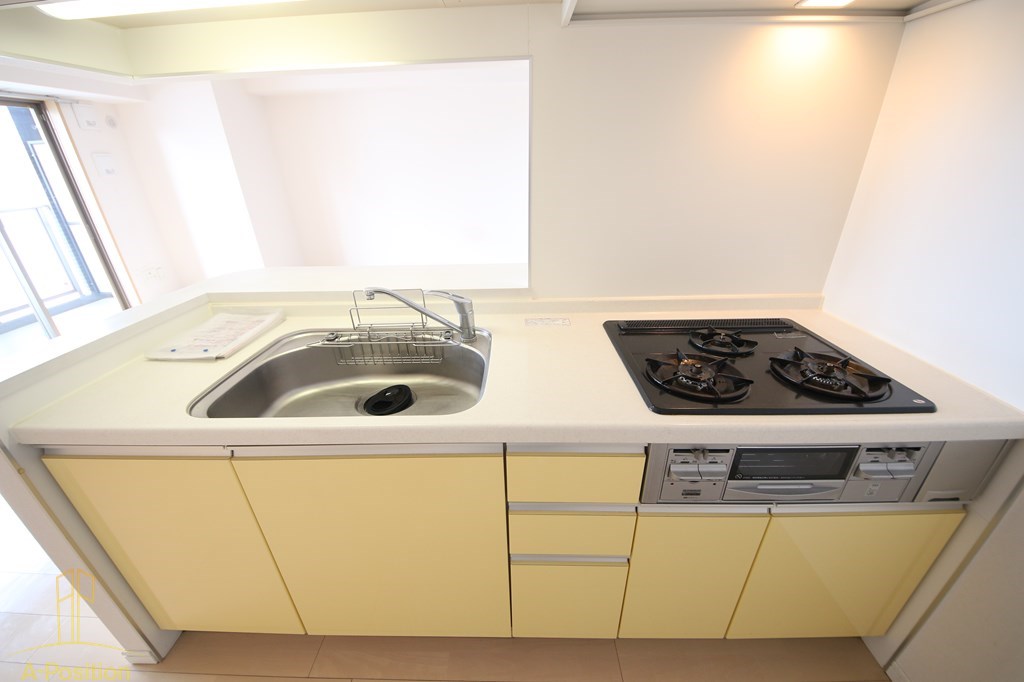 キッチン　グランルージュ谷町六丁目