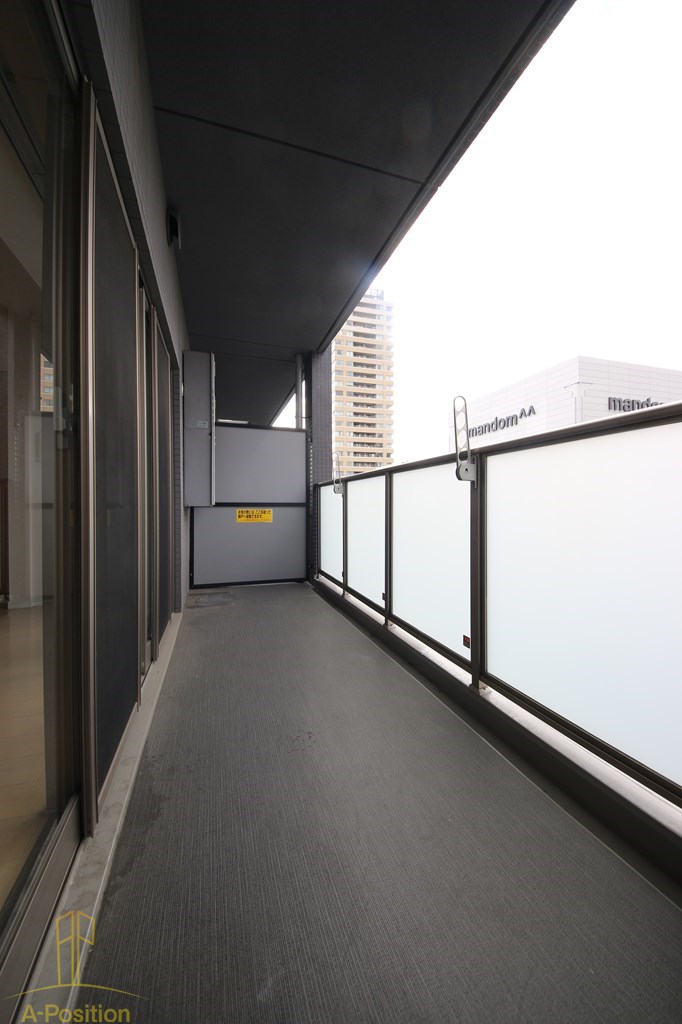 バルコニー　グランルージュ谷町六丁目