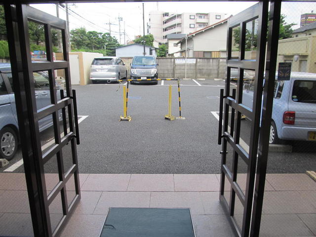 【北町大木マンションのエントランス】