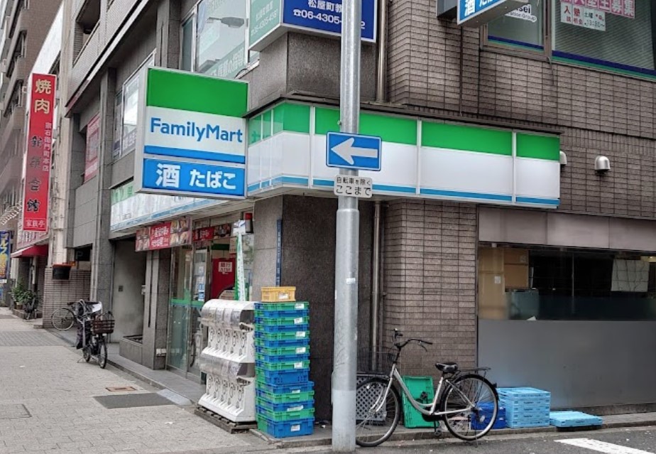 【大阪市中央区瓦屋町のマンションのコンビニ】