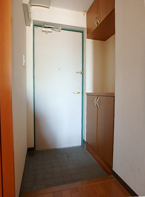 玄関　他のお部屋　参考反転タイプ