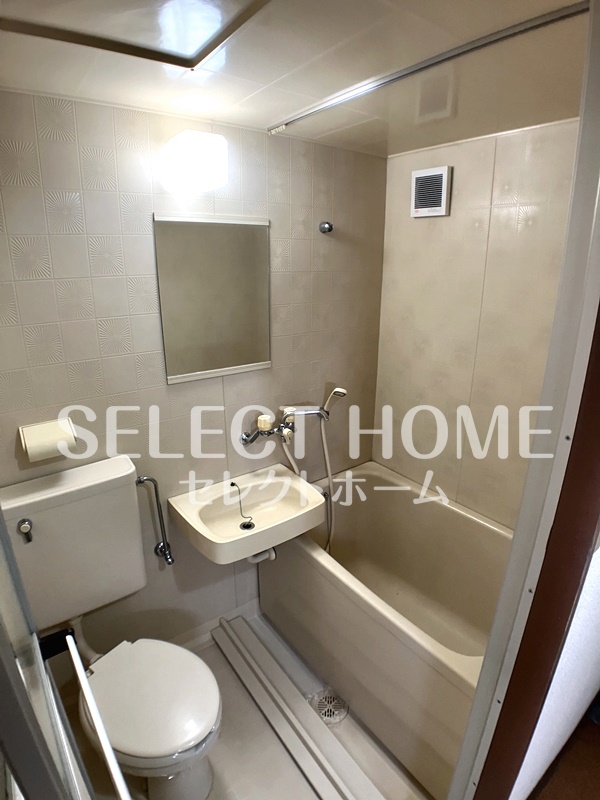 バス・シャワールーム　落ち着いた空間のお風呂です 同型タイプ