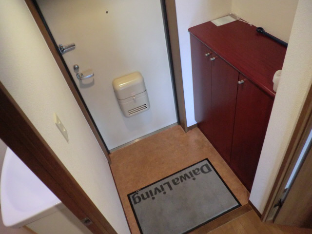 玄関　※同建物別室の写真です