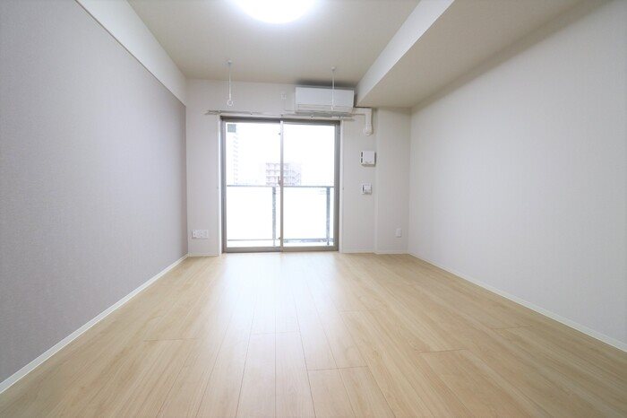 居室・リビング　洋室8.4帖