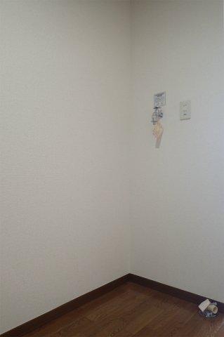 その他設備　洗濯機も傷みにくい室内洗濯機置き場完備◎！