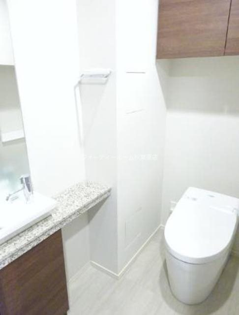 トイレ　別号室参考写真