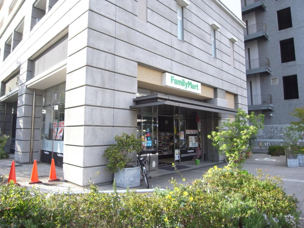 コンビニ　ファミリーマート南堀江一丁目店（コンビニ）まで146m