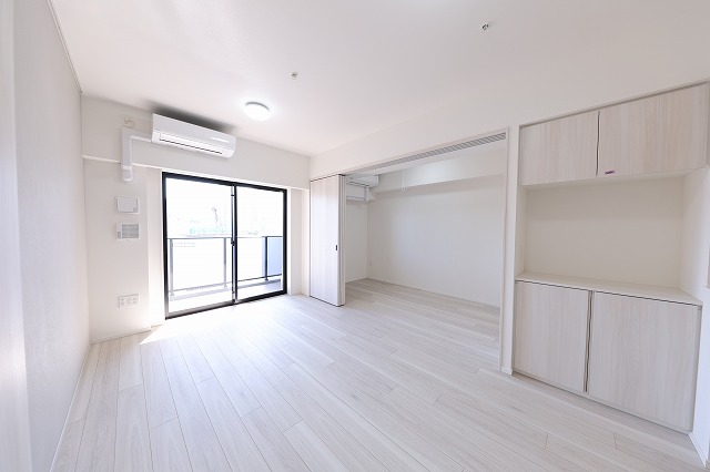 居室・リビング　内観1※別部屋参考写真