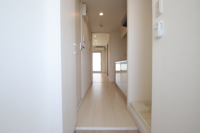 玄関　※別室の参考写真の為、現況優先です。