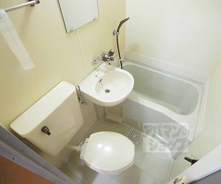 バス・シャワールーム　バス