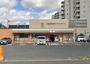 コンビニ　セブンイレブン 足立六町１丁目店（コンビニ）まで210m