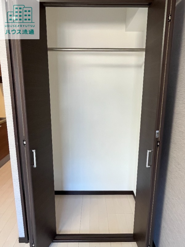収納　※写真は別号室です。