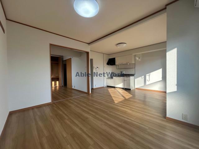 居室・リビング　他号室の写真になります。