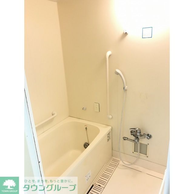 バス・シャワールーム　準備中