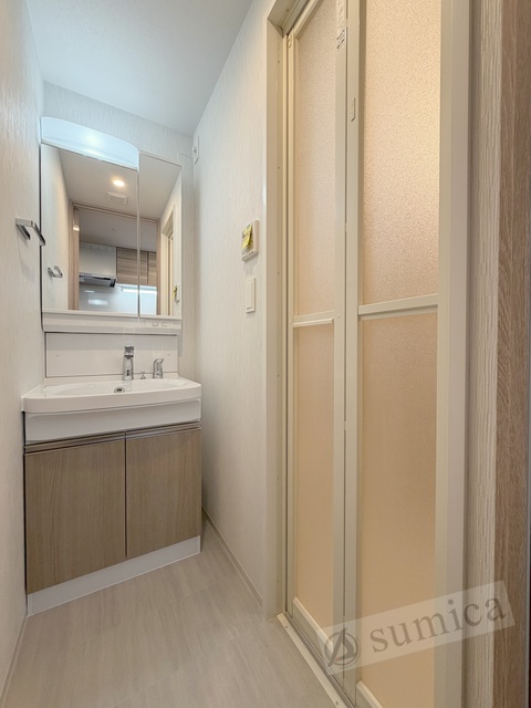 洗面設備　洗面脱衣所付き！独立洗面台が便利です♪♪