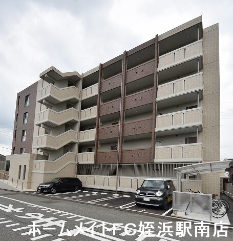 建物外観　★立派なマンションタイプ★