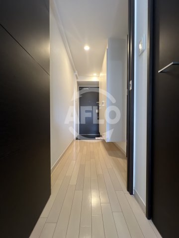 玄関　アドバンス西梅田　玄関