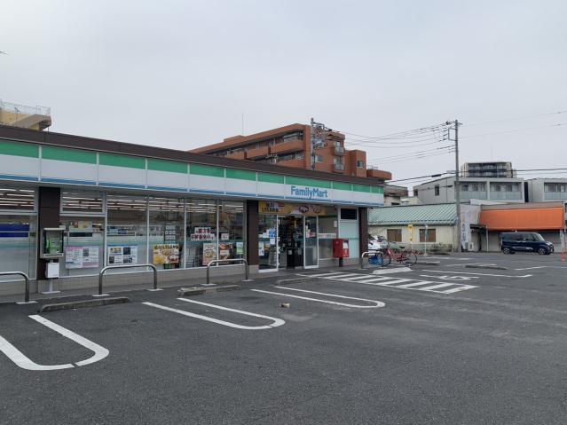 コンビニ　ファミリーマート　辻八丁目店（コンビニ）まで505m