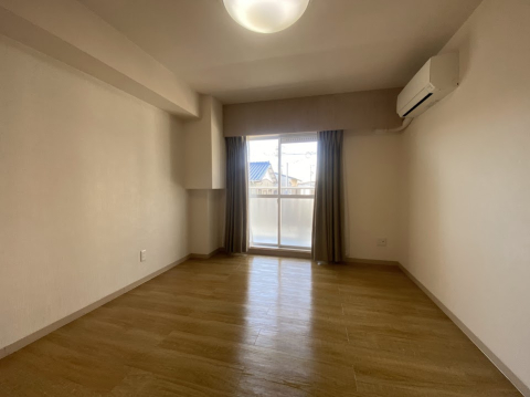 居室・リビング　※内装写真は別室のものです。