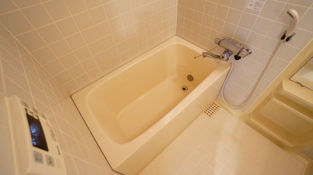 バス・シャワールーム　バス