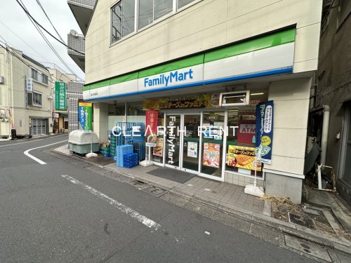 コンビニ　ファミリーマート 緑が丘駅前店（コンビニ）まで59m