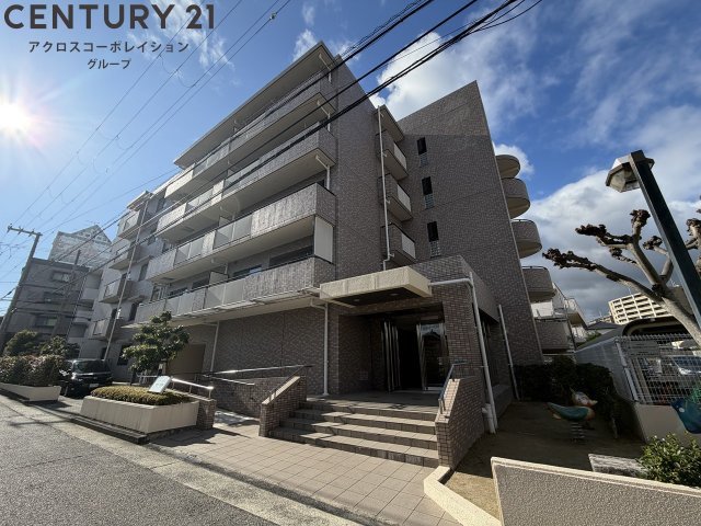 建物外観　敷地内に駐輪場があります！