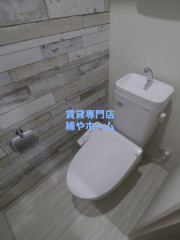 トイレ　ゆったりとした空間のトイレです