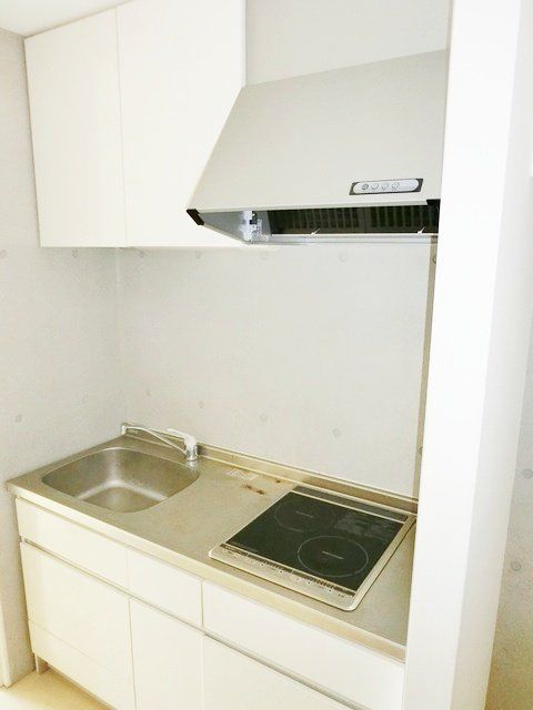 キッチン　お掃除のしやすいシステムキッチン。