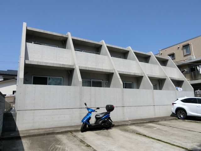 建物外観　おしゃれな造りのデザイナーズマンション。