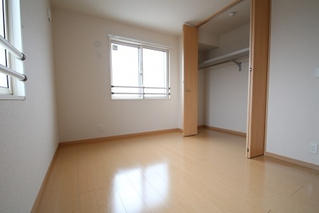 その他部屋・スペース　各居室にクローゼットがございます☆