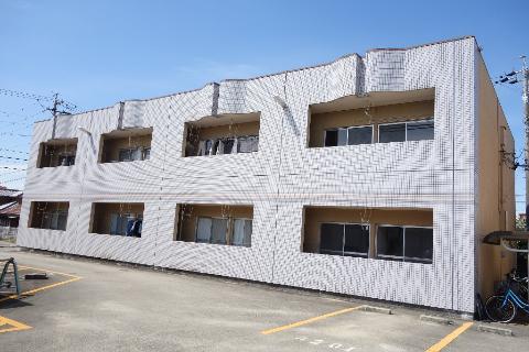 建物外観　外観写真（昼）