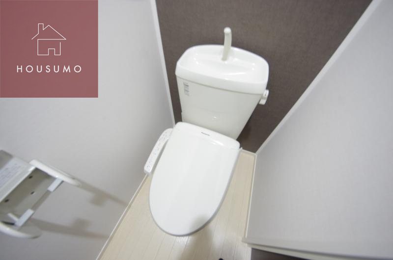 トイレ　同施工会社・同型モデルの室内です。（参考写真・イメージ写真）