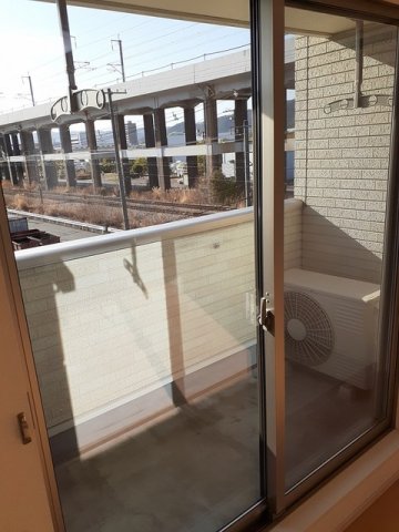 バルコニー　広々としたバルコニーです