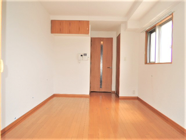 居室・リビング　写真は同マンションの違うお部屋のものです