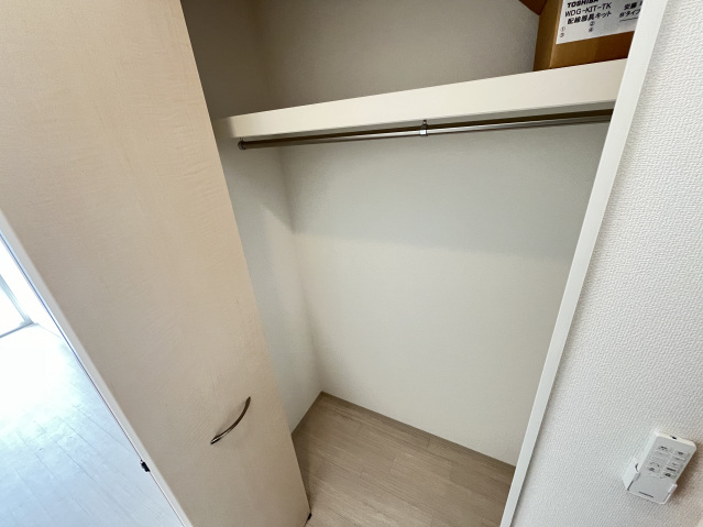 収納　２０２号の内観写真になります