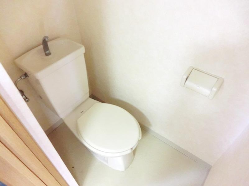トイレ　バストイレセパレートでオススメです♪