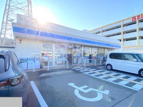 コンビニ　ローソン 岸和田小松里町南店（コンビニ）まで329m