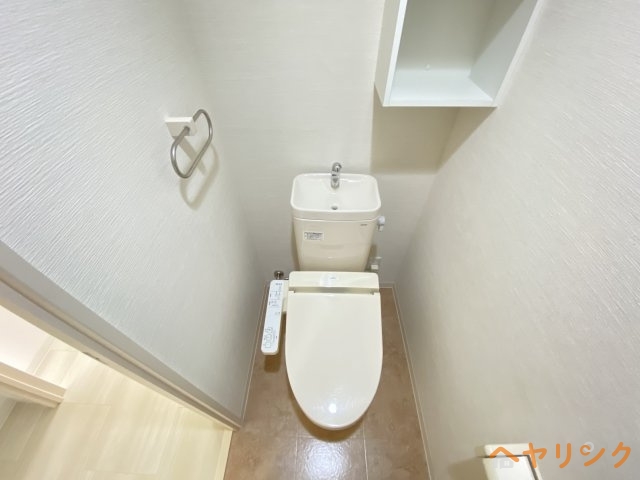トイレ　反転タイプの写真使用