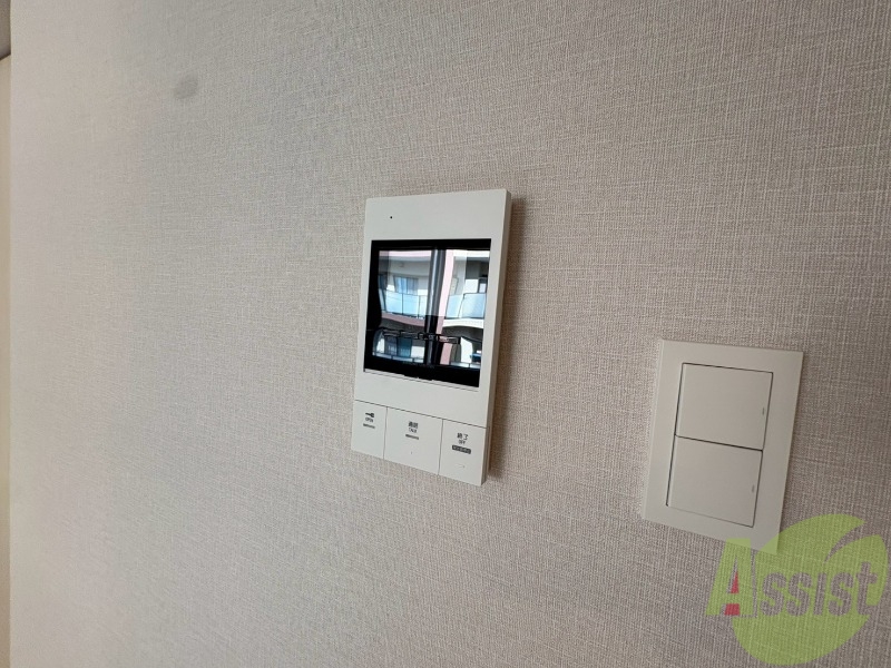 セキュリティ　ＴＶモニター付インターホンです。来客者の顔が見えるので安心！