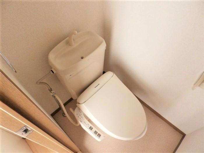 トイレ　ウォシュレット