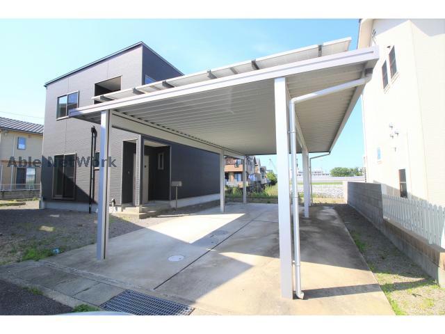 駐車場　駐車場