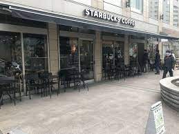 飲食店　スターバックスコーヒー白金高輪店（飲食店）まで520m