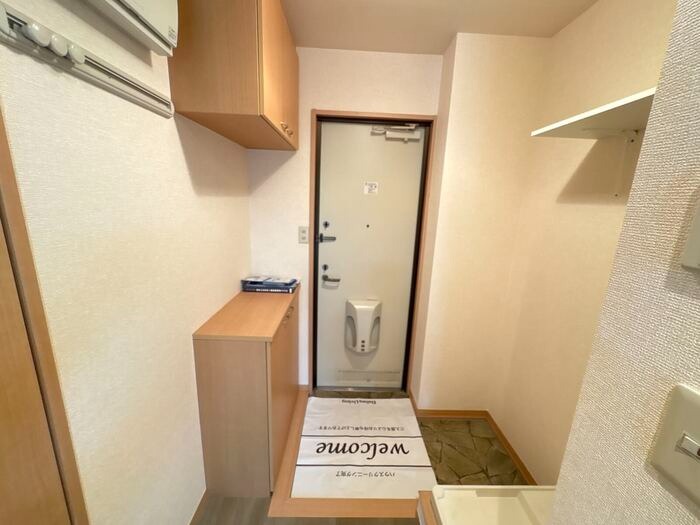 玄関　図面と現状に相違がある場合には現状を優先