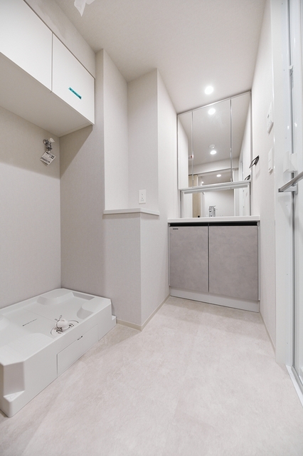 洗面設備　※写真は同タイプ住戸です。