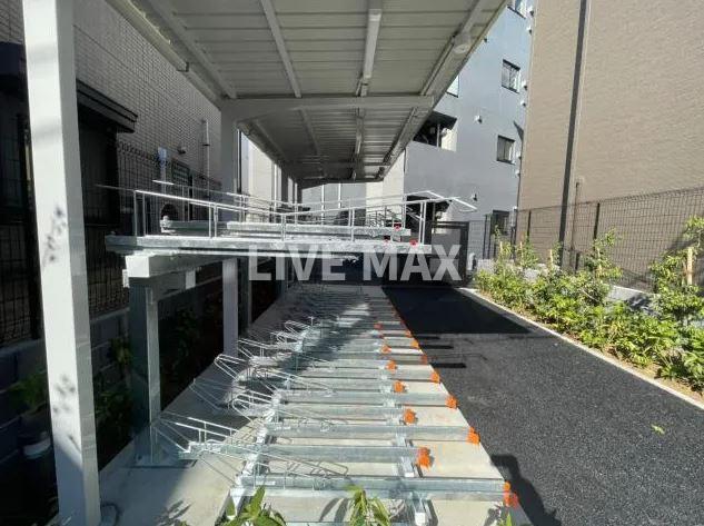 駐車場　駐輪場