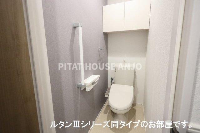 トイレ　ゆったりとした空間のトイレです