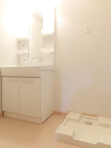 洗面設備　忙しい朝には欠かせない洗面所です