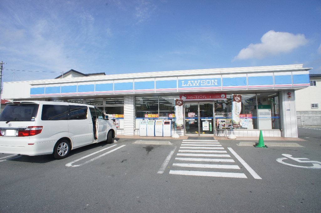 コンビニ　ローソン津高茶屋七丁目店（コンビニ）まで198m