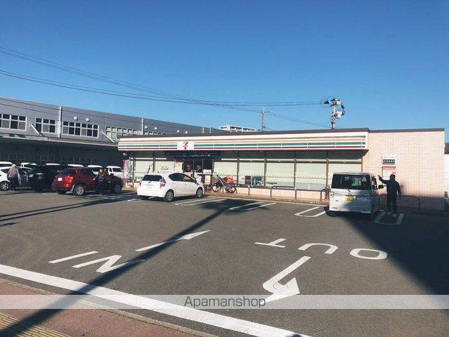 コンビニ　セブンイレブン江平中町店（コンビニ）まで450m