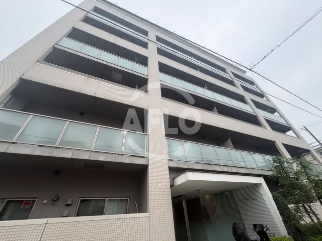 建物外観　LAVIS（ラヴィ）　外観